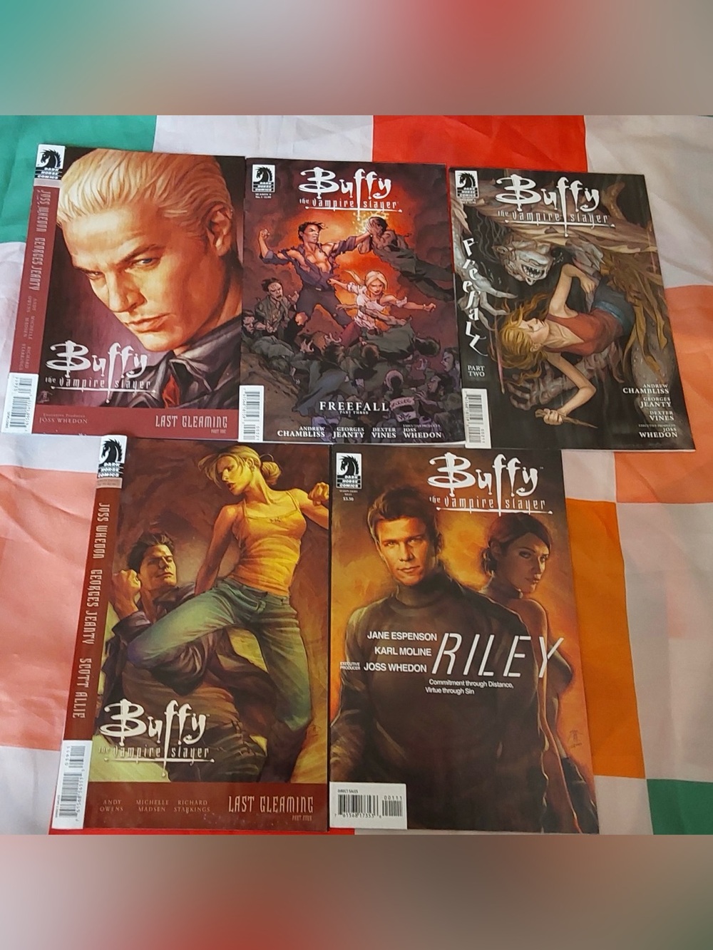Buffy the Vampire Slayer Dark Horse Comic Book Lot Vintage comics